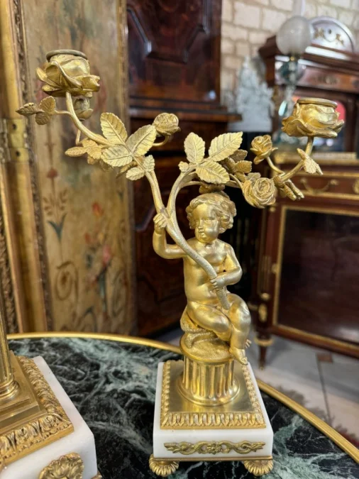 LOUIS XVI-STIJL GARNITURE GARNITURE