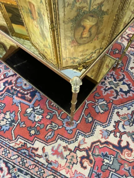 TABLE BASSE EN VERRE EGLOMISE