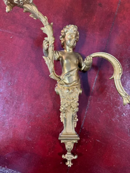 PAR DE APLIQUES ESTILO LOUIS XV