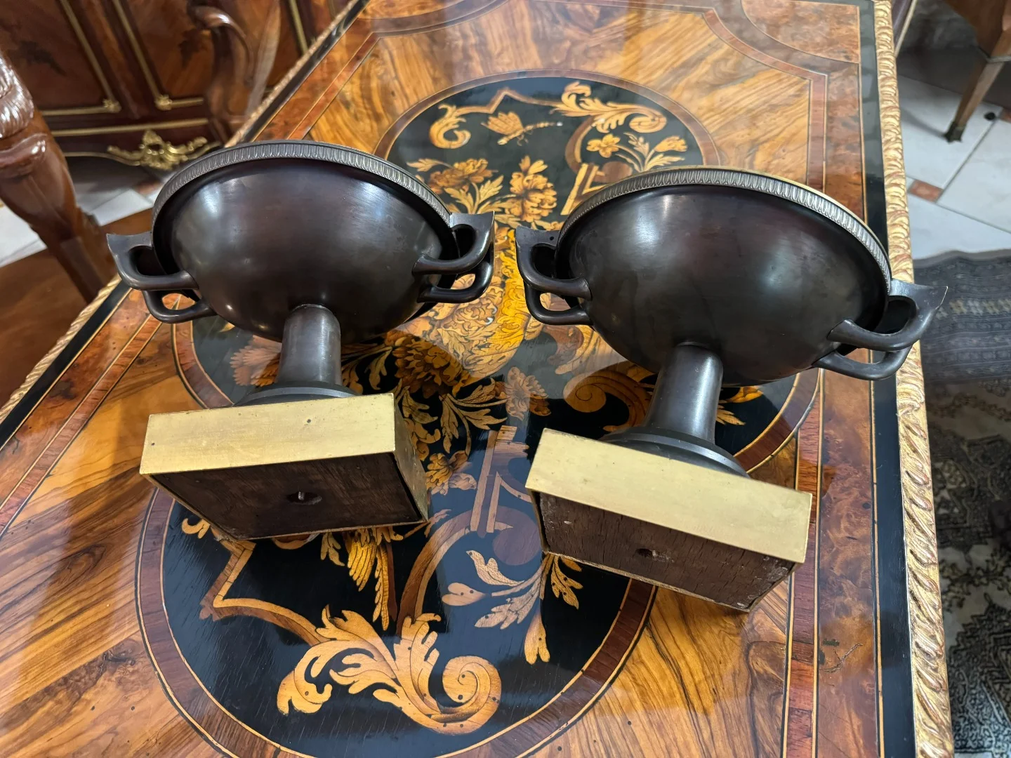 PAIRE DE COUPE EMPIRE