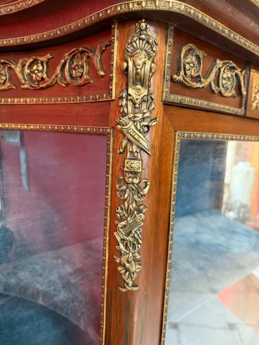 ВИТРИНА ПЕРИОДА НАПОЛЕОНА III