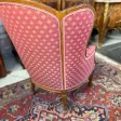 BERGERE A OREILLES DE STYLE LOUIS XVI