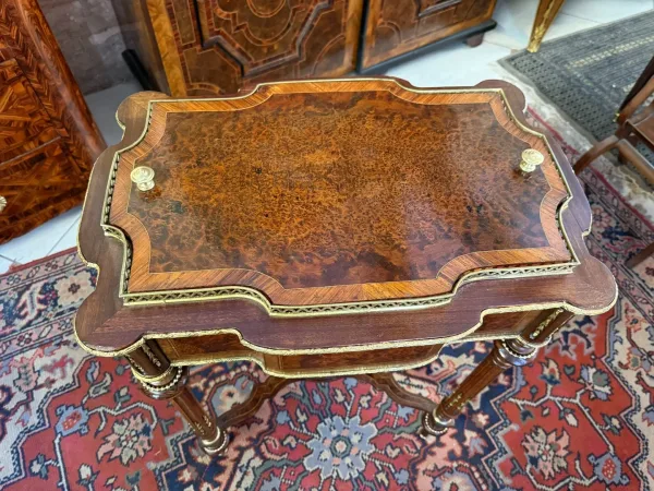 JARDINIERE DE STYLE LOUIS XVI - 19ème