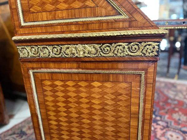 SECRETAIRE DE PENTE FORMANT VITRINE LOUIS XVI - 19ème
