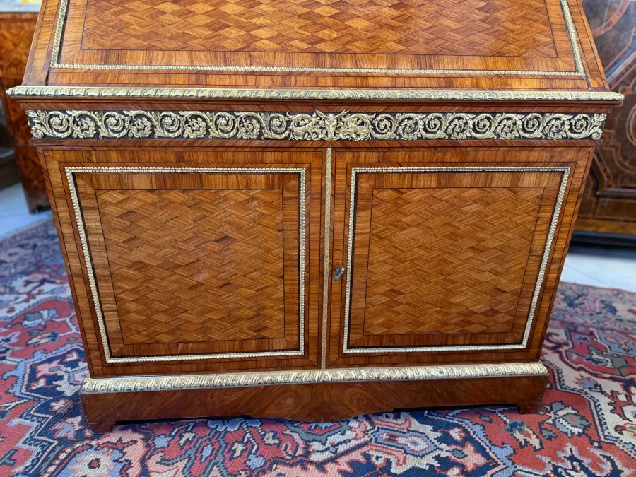 SECRETAIRE DE PENTE FORMANT VITRINE LOUIS XVI - 19ème