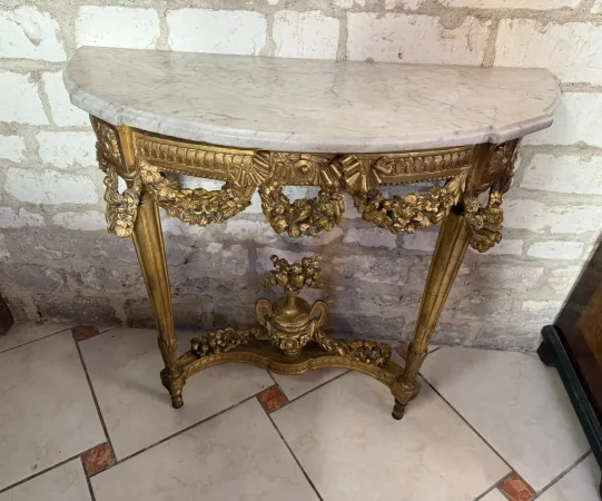CONSOLE EN BOIS DORE LOUIS XVI 18ème
