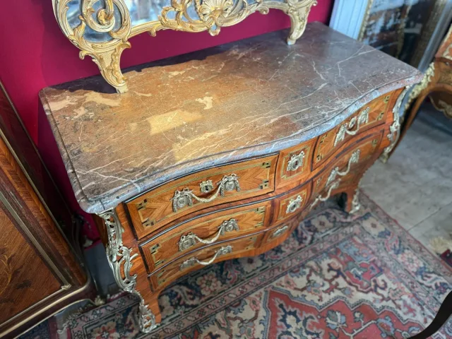 LOUIS XV-PERIODE COMMODE