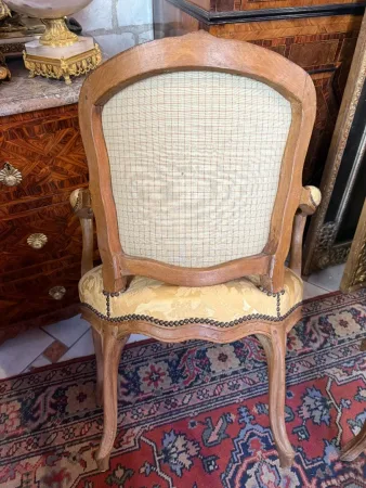 PAIRE DE CABRIOLETS ESTAMPILLE G.BOUCAULT