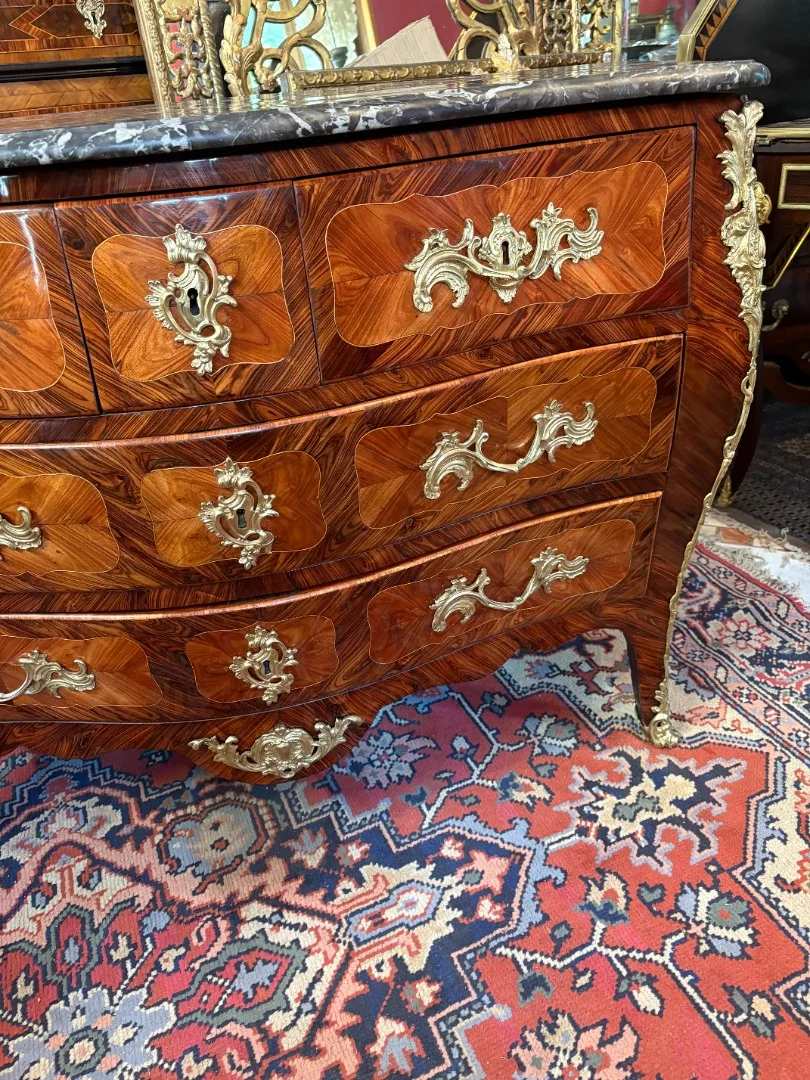 LOUIS XV PERIOD CHEST OF DRAWERS