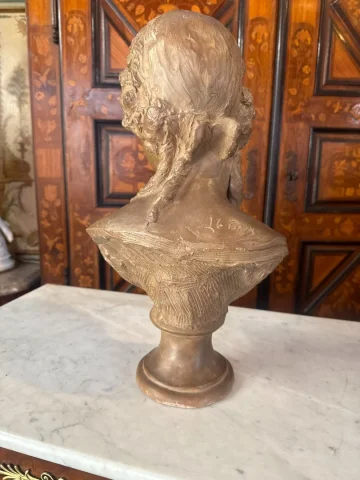 BUSTE FEMME EN TERRE CUITE