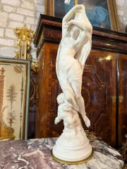 SKULPTUR AUS CARRARA-MARMOR, SIGNIERT PRADIER