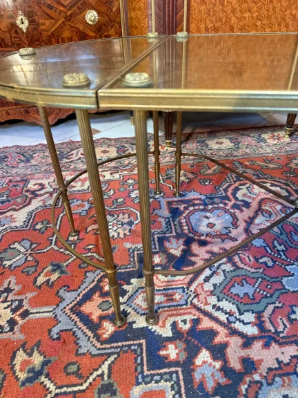 COUCHTISCH