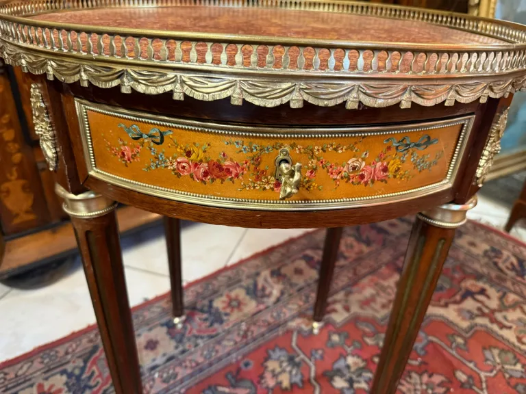 BOUILLOTTE-TISCH IM LOUIS XVI-STIL