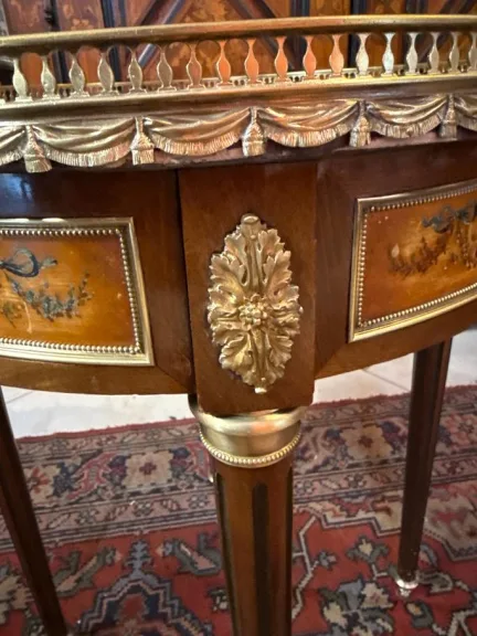 BOUILLOTTE-TISCH IM LOUIS XVI-STIL