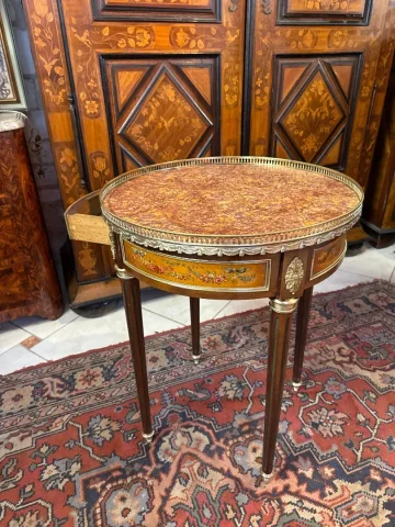TABLE DE SALON DIT BOUILLOTTE DE STYLE LOUIS XVI