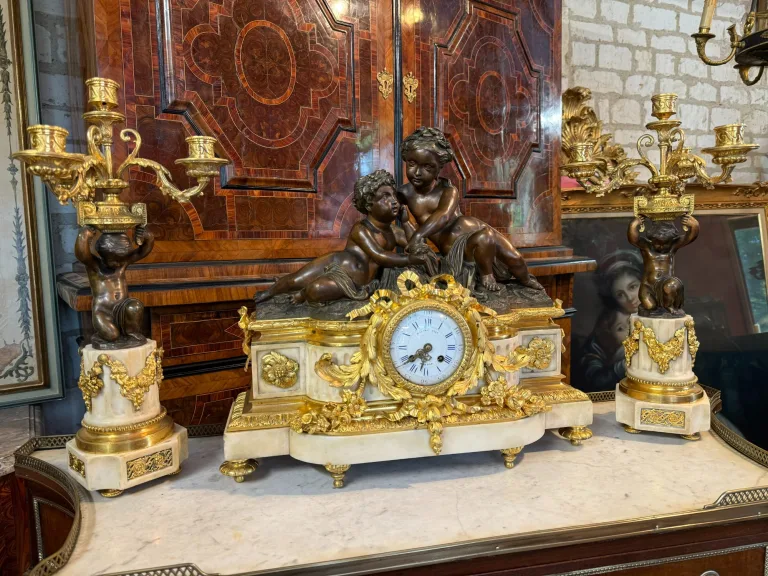 MANTELGARNITUR AUS DER ZEIT NAPOLEONS III