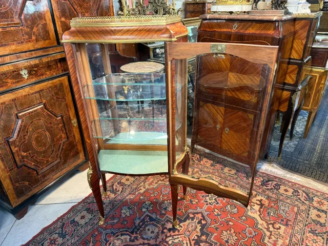 VITRINE LOUIS XV PAUL SORMANI (FRANÇAIS, 1817-1887)