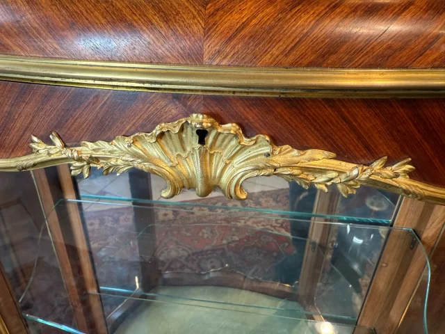 VITRINE LOUIS XV PAUL SORMANI (FRANÇAIS, 1817-1887)