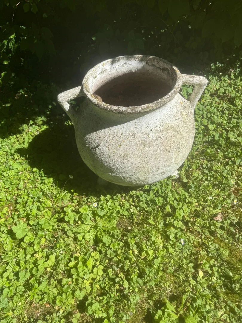 PAIRE DE JARDINIERES A CHAUDRON EN MARMITE DE WILLY GUHL