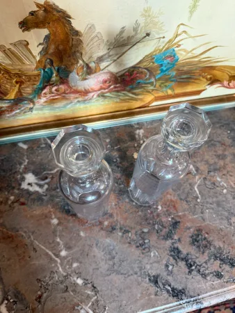HERMÈS herausgegeben von Baccarat – PAAR KRISTALLKARAFFEN — Befriedigender Zustand