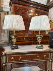 PAAR NAPOLEON-III-LAMPEN AUS VERGOLDETEM BRONZE NACH EINEM MODELL VON CLODION