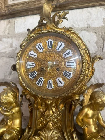 Kaminuhr im Louis-XV-Stil – Napoléon III — Guter Zustand