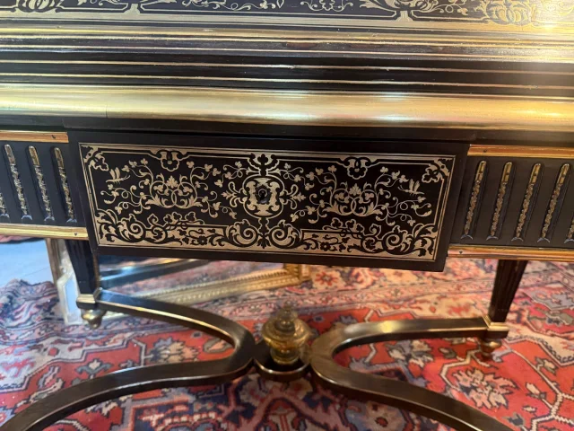CABINET BONHEUR DU JOUR CON FUNCIÓN DE ESCRITORIO NAPOLEÓN III — Buen estado