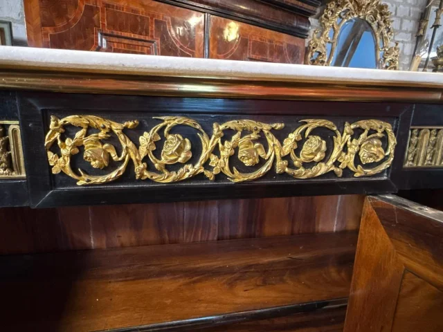 CABINET BONHEUR DU JOUR CON FUNCIÓN DE ESCRITORIO NAPOLEÓN III — Buen estado