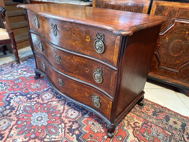 DUTCH LOUIS XV CHEST OF DRAWERS - 18TH CENTURY - — Good condition