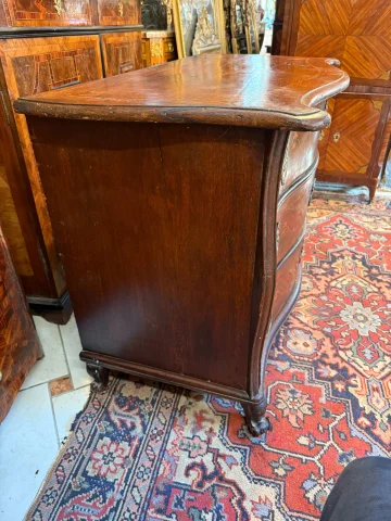 DUTCH LOUIS XV CHEST OF DRAWERS - 18TH CENTURY - — Good condition