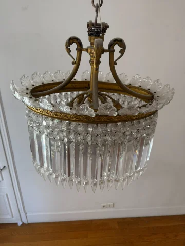 CRINOLINE-LÜSTER DER CRISTALLERIE DE BACCARAT — Guter Zustand