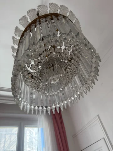 CRINOLINE-LÜSTER DER CRISTALLERIE DE BACCARAT — Guter Zustand