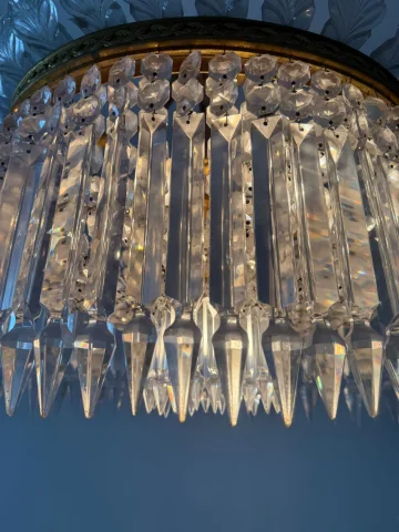 CRINOLINE-LÜSTER DER CRISTALLERIE DE BACCARAT — Guter Zustand