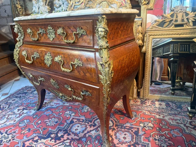 Louis XV Style Marquetry Chest of Drawers — Good condition