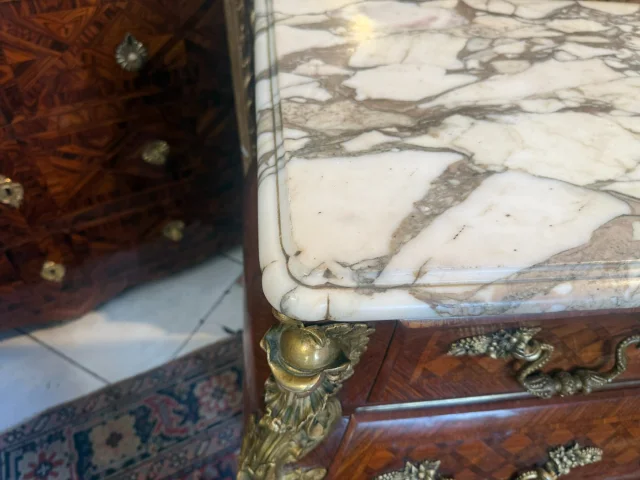 Louis XV Style Marquetry Chest of Drawers — Good condition
