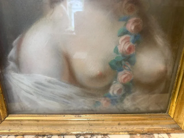 PORTRAIT OF A WOMAN IN PASTEL