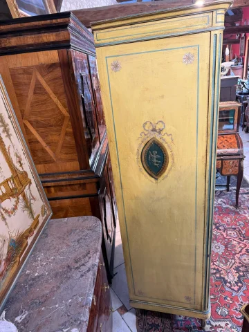 Kledingkast in Louis XVI-Stijl – Neoklassiek — Goede staat