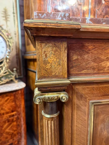 Gemarketteerd Louis XVI – Napoléon III stijl steunmeubel — Goede staat