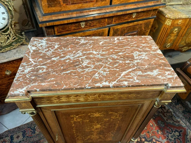 Gemarketteerd Louis XVI – Napoléon III stijl steunmeubel — Goede staat