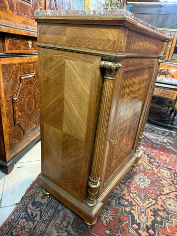 Gemarketteerd Louis XVI – Napoléon III stijl steunmeubel — Goede staat