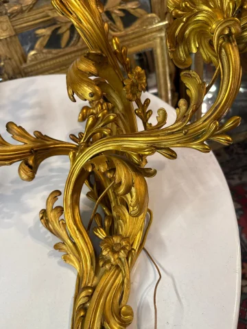 Coppia di Applique in Stile Luigi XV — Buono stato