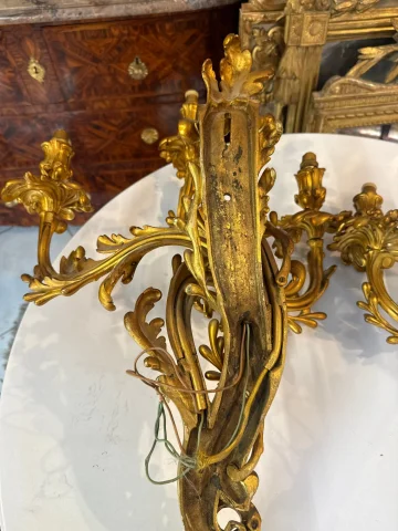 Coppia di Applique in Stile Luigi XV — Buono stato