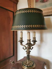 BOUILLOTTE-LAMPE IM FRANZÖSISCHEN RESTAURATIONSSTIL