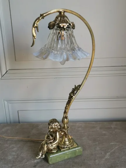 BRONZE AND ONYX LAMP