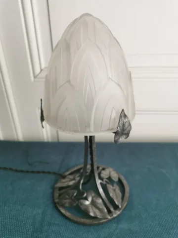 ART DECO PERIOD LAMP