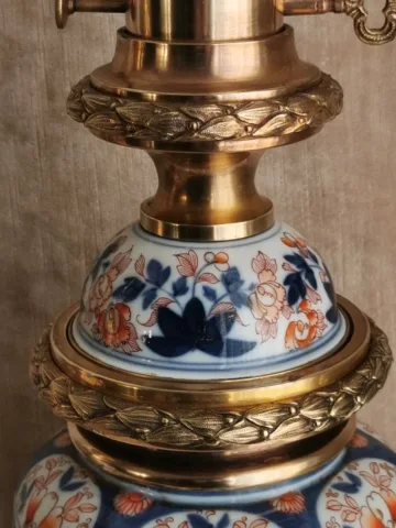 Paire de lampes porcelaine Imari monté bronze XIXème