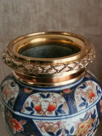 Paire de lampes porcelaine Imari monté bronze XIXème