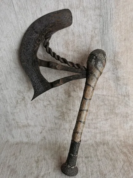 HACHA CONGOLESA