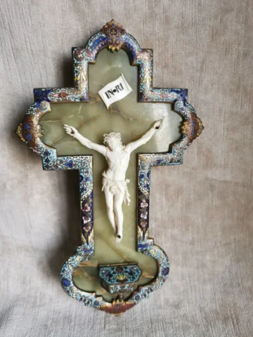 19th CENTURY CRUCIFIX