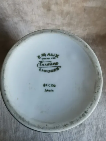 VASE AUS DER ART-DECO-ZEIT